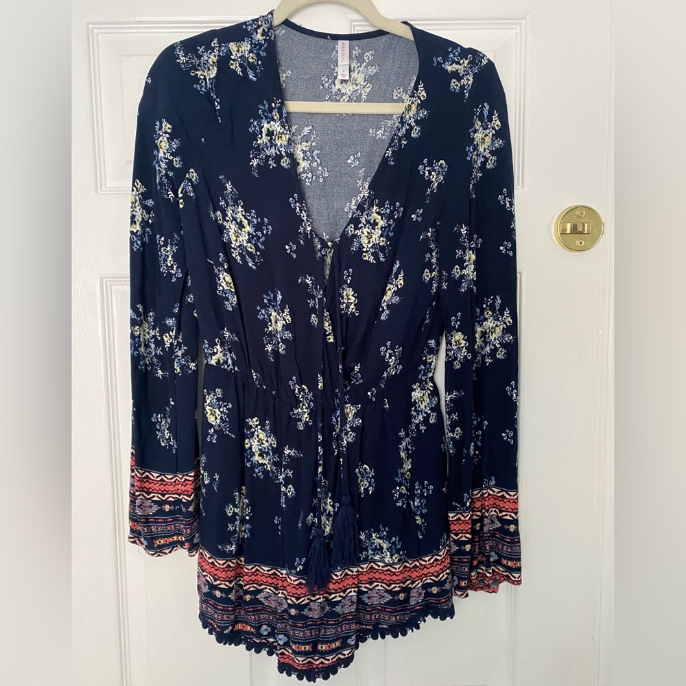Xhilaration Navy Blue Floral Pattern Romper Size Small